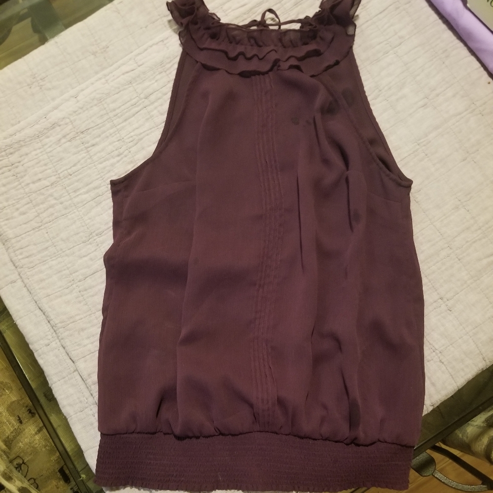 Open back sleeveless top